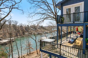 Terrace/patio - Spacious Home & Lake Access, Lake Views Throughout (Lake Ozark)