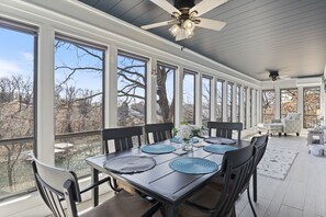 Dining - Spacious Home & Lake Access, Lake Views Throughout (Lake Ozark)