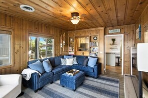 Una Smart TV, libros