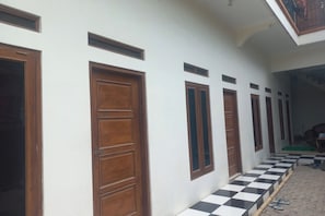 Interior detail - Hotel O Chimi Rumah Kost (Purwokerto)