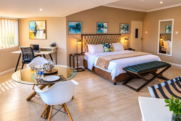 1 habitación, ropa de cama de alta calidad, cubrecamas y minibar