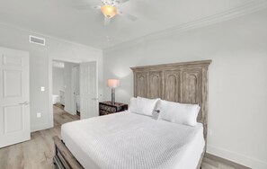 4 camere, ferro/asse da stiro, Wi-Fi gratuito, lenzuola