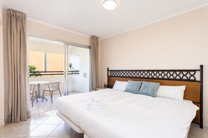 1 chambre, fer et planche à repasser, Wi-Fi gratuit, draps fournis