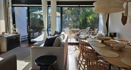 Tr ia Beach House With Pool