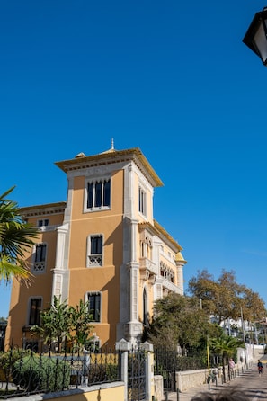 House | 2 bedrooms - Historic Center Cascais Bolina 2 (Cascais)