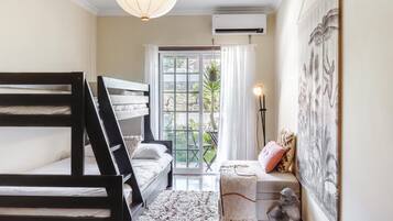 2 bedrooms