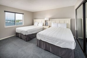 2 chambres, fer et planche Ă repasser, Wi-Fi gratuit, draps fournis