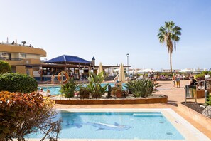 A heated pool - COSTA ADEJE  NICE & COZY APT (Costa Adeje)