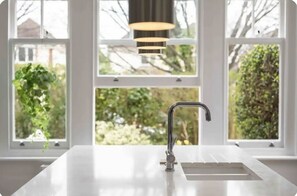 Interior - The Lymington Hub Slps 13 hot tub/chef/spa (Lymington)