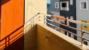 Basic Room | Terrace/patio - Viola Suites (Hyderabad)