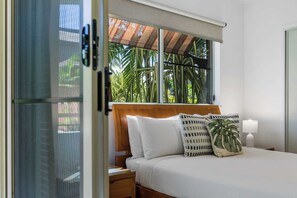 2 Schlafzimmer, Schreibtisch, Bügeleisen/Bügelbrett, Reisekinderbett