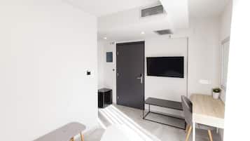 Suíte conforto | 1 quarto, cofres nos quartos, escrivaninha