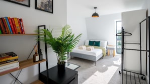 Unclassified image, 2 of 45, button - Inviting 2-bed Apartment in Watford (Watford)