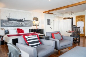1 slaapkamer, een bureau, gratis wifi, beddengoed