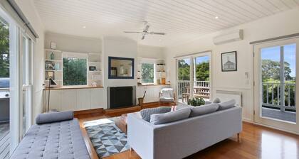 The White Cottage - Metung