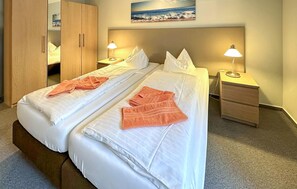 1 chambre, lit parapluie, Wi-Fi gratuit, draps fournis