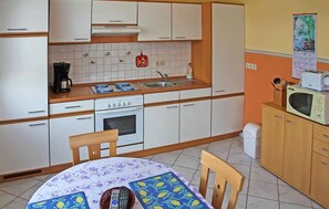 Kühlschrank, Ofen, Herdplatte