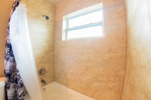 Maison Familiale | Salle de bain