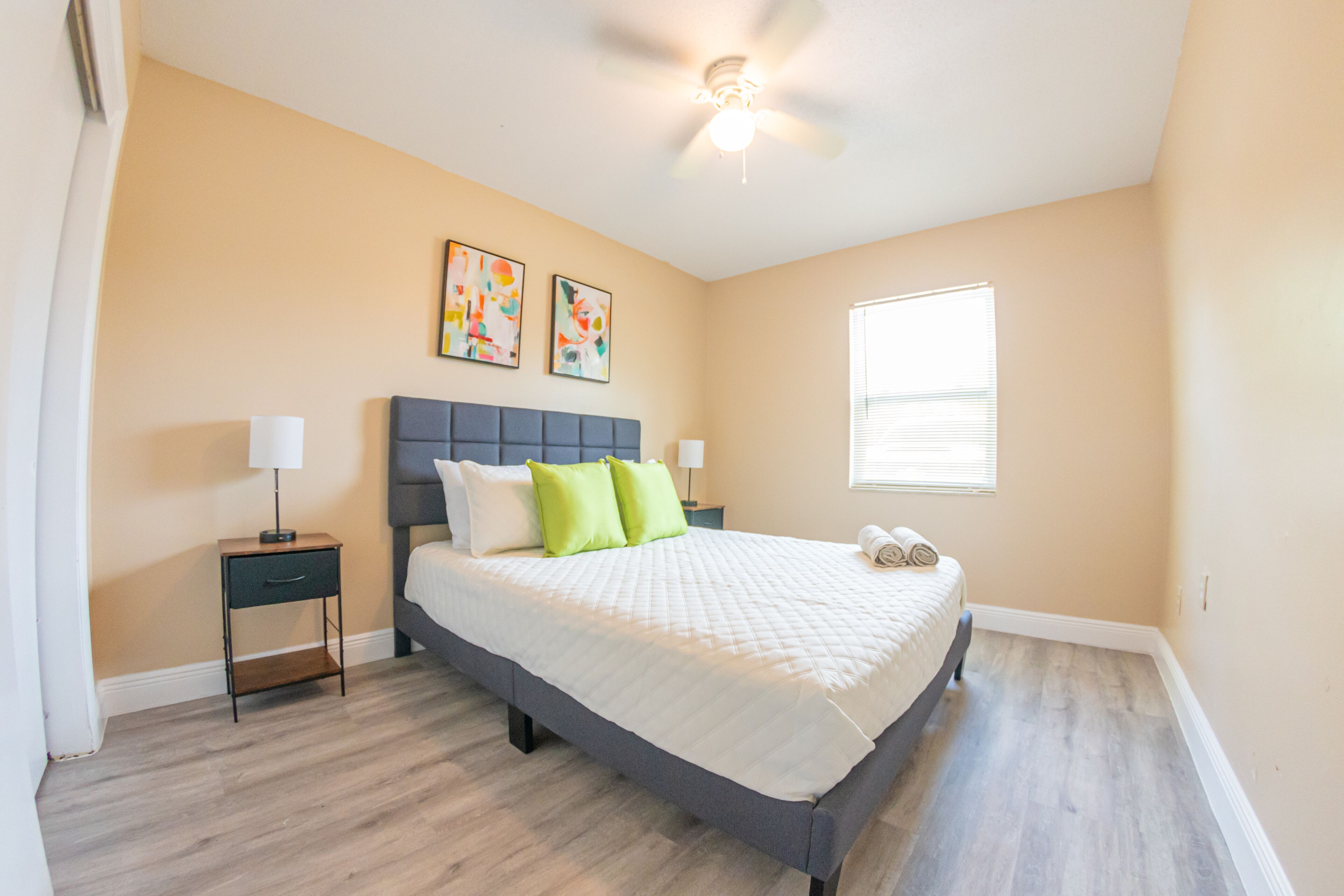 家庭獨棟房屋 | 4 間臥室、免費無線上網