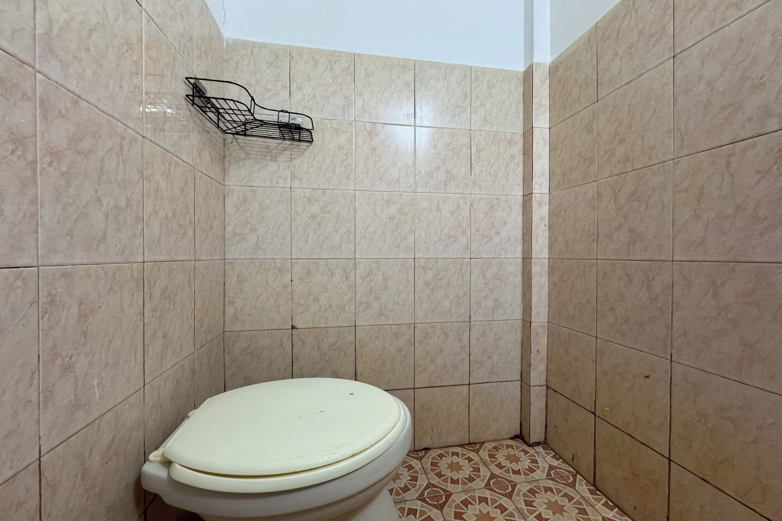 Standard Double Room | Bathroom | Shower, towels, soap