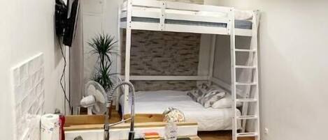 1 soveværelse, Wi-Fi, sengetøj