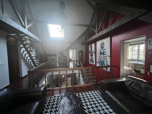 Interior - Spacious family house on a golf course near Versailles, 30min drive to Paris. (Saint-Nom-la-Bretèche)