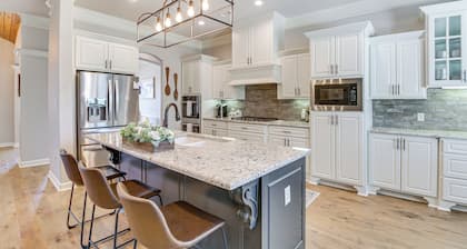 Spacious Hot Springs Village Home < 1 Mi to Lake!