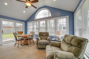 House (3 Bedrooms) | Interior