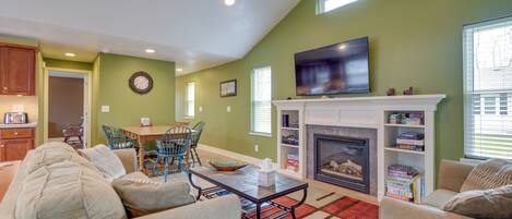 House (3 Bedrooms) | Front of property