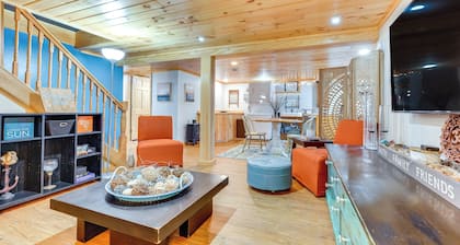 Dog-friendly Mtn Retreat in Whitehall w/ View!