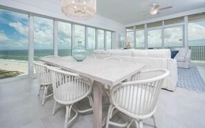 公寓客房, 4 間臥室 | 用餐區