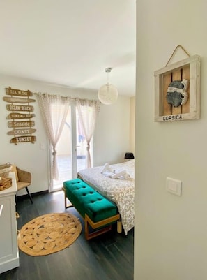 5 bedrooms, in-room safe, iron/ironing board, travel cot - Bienvenue à la Villa Cottajolo en Corse Pour Passer vos Plus Belles Vacances ! (Ghisonaccia)
