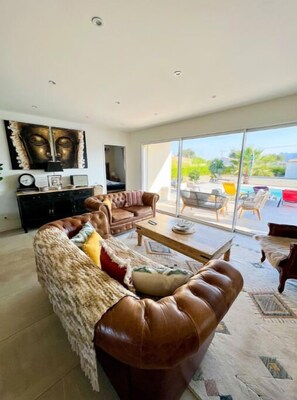 Smart TV, ping pong, books - Bienvenue à la Villa Cottajolo en Corse Pour Passer vos Plus Belles Vacances ! (Ghisonaccia)