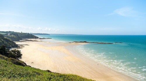 Apartment with Secure Parking