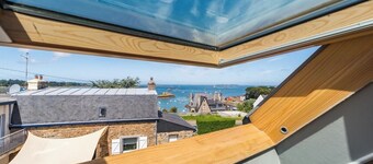 Coastal paradise – House with sea view in Loguivy