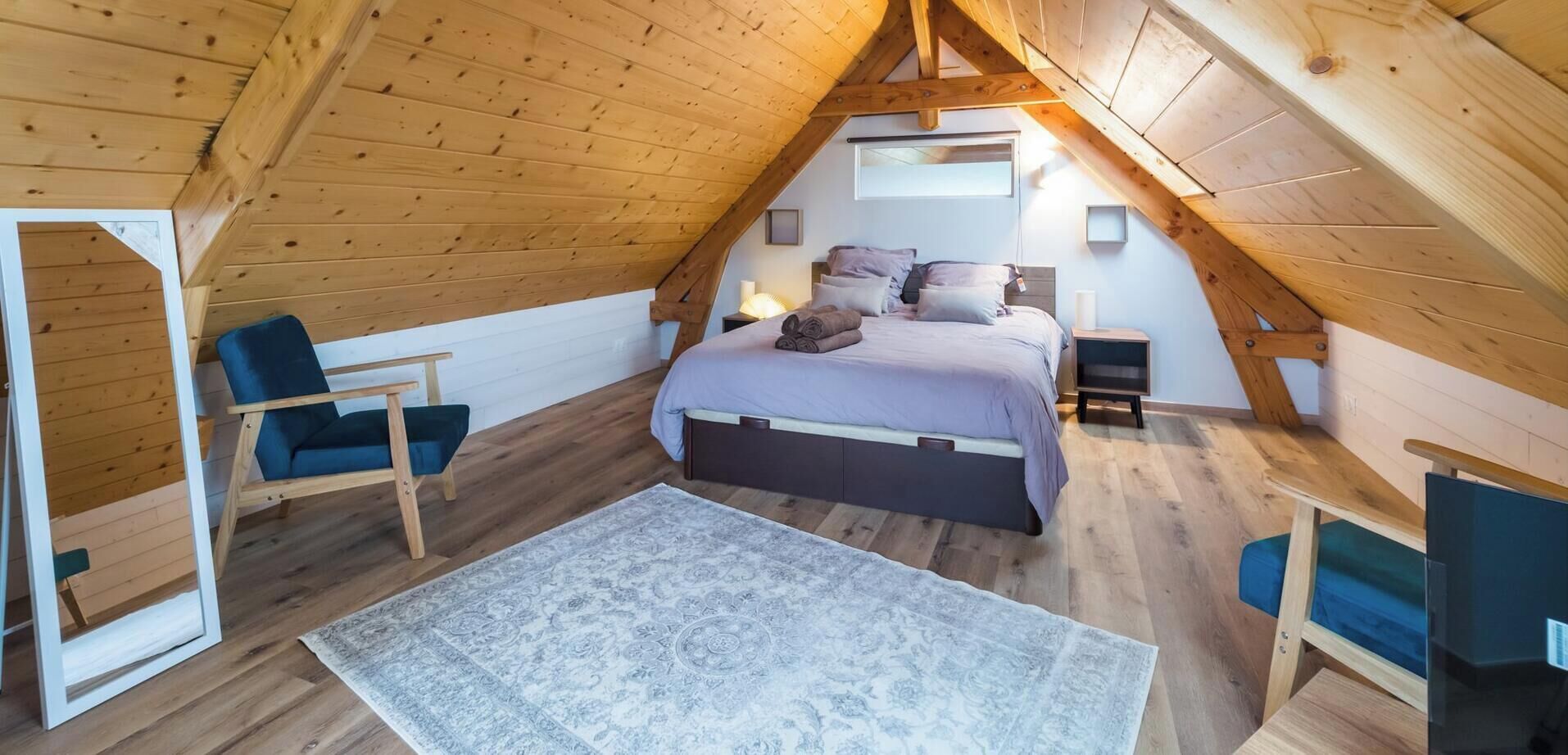 1 bedroom, internet, bed sheets