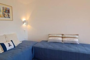 4 bedrooms, travel crib, WiFi, bed sheets - La Capitainerie, swimming pool villa, ideally located (Carqueiranne)
