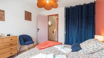 1 bedroom, WiFi, bed sheets