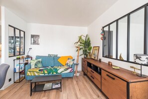 Living area - L'Escale Paimpolaise 2 Stars - historic center (Paimpol)