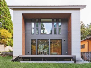 Exterior - Hakone Ashinoko Lakeside Resort (Hakone)