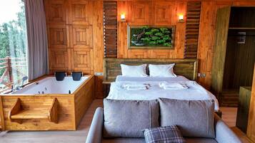 Tree House Romantique, 1 chambre, cheminée, vue lac | Draps en coton égyptien, literie de qualité supérieure, minibar