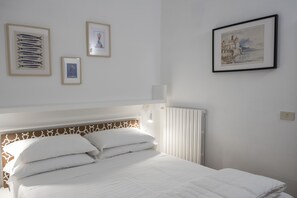 Departamento Deluxe | 1 habitación, escritorio y espacio para trabajar con laptop 