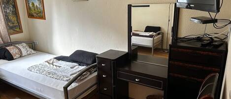 Dortoir Partagé, dortoir mixte | Décoration personnalisée, ameublement personnalisé, bureau