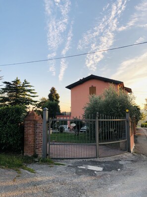 Property grounds - Villa Fiorella Apartment, nel Cuore del Parco del Monte Cucco (Costacciaro)