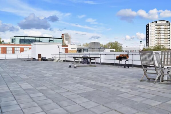 Apartment | Terrace/patio