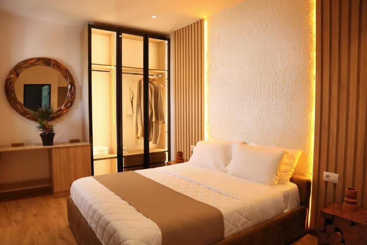 Double Room | Free WiFi