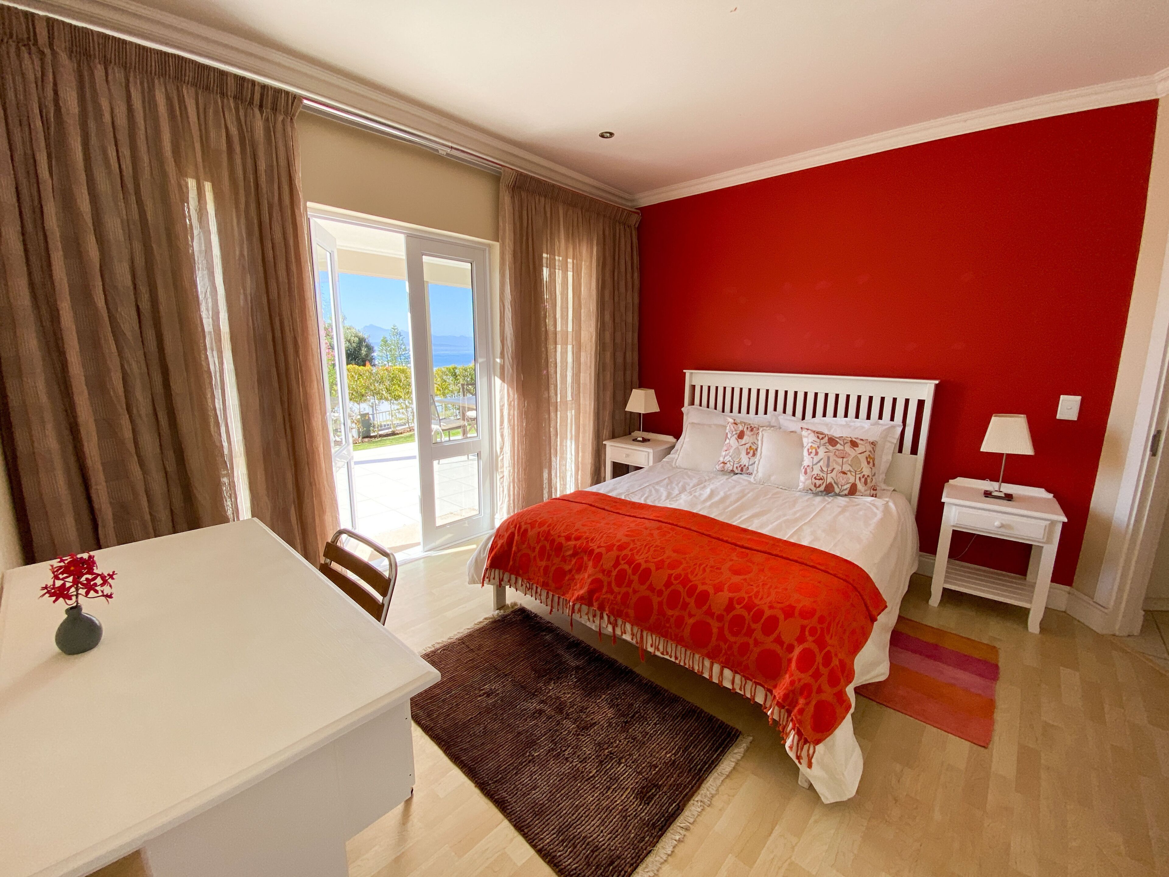 Classic Apartment, 2 Bedrooms, Non Smoking | 2 bedrooms, in-room safe, free WiFi