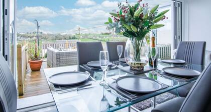 Pencw Garden View - 3 Bed Apartment - Saundersfoot