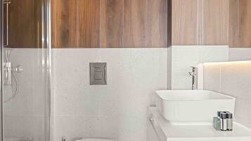 Luxury Studio | Bathroom