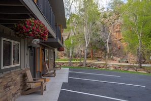 Exterior - On the River, Downtown Estes Park, Close to RMNP Entrance (Estes Park)